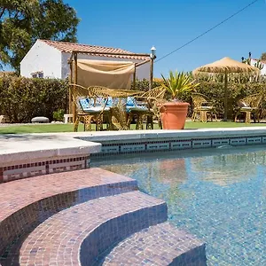 Dos Alamos 3*, Álora España