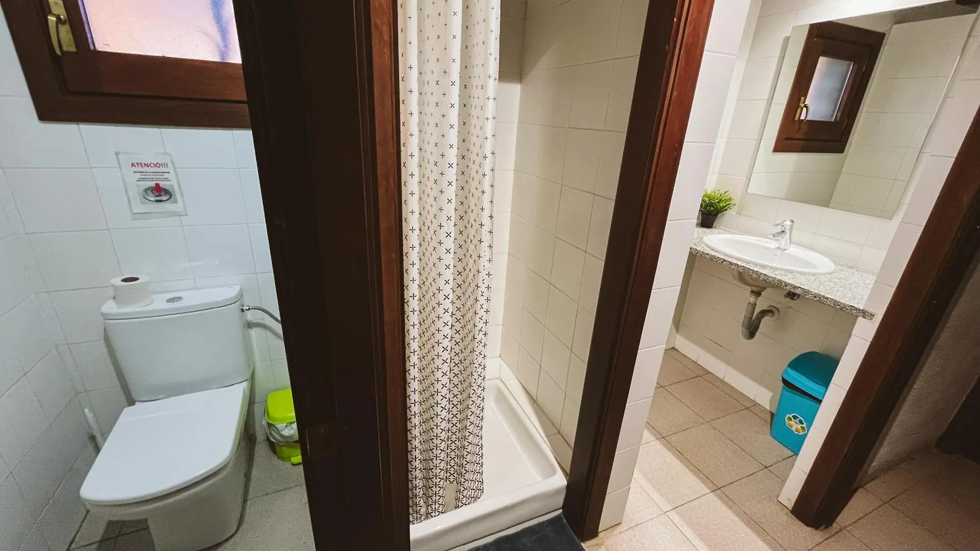 Refugi De L'Arp Hostel Montargull de la Vansa