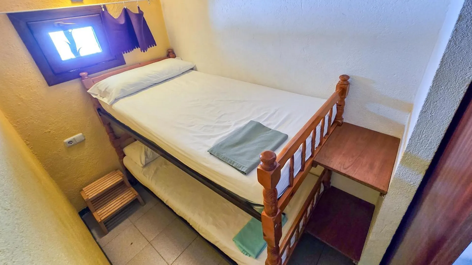 Refugi De L'Arp Hostel Montargull de la Vansa Spain