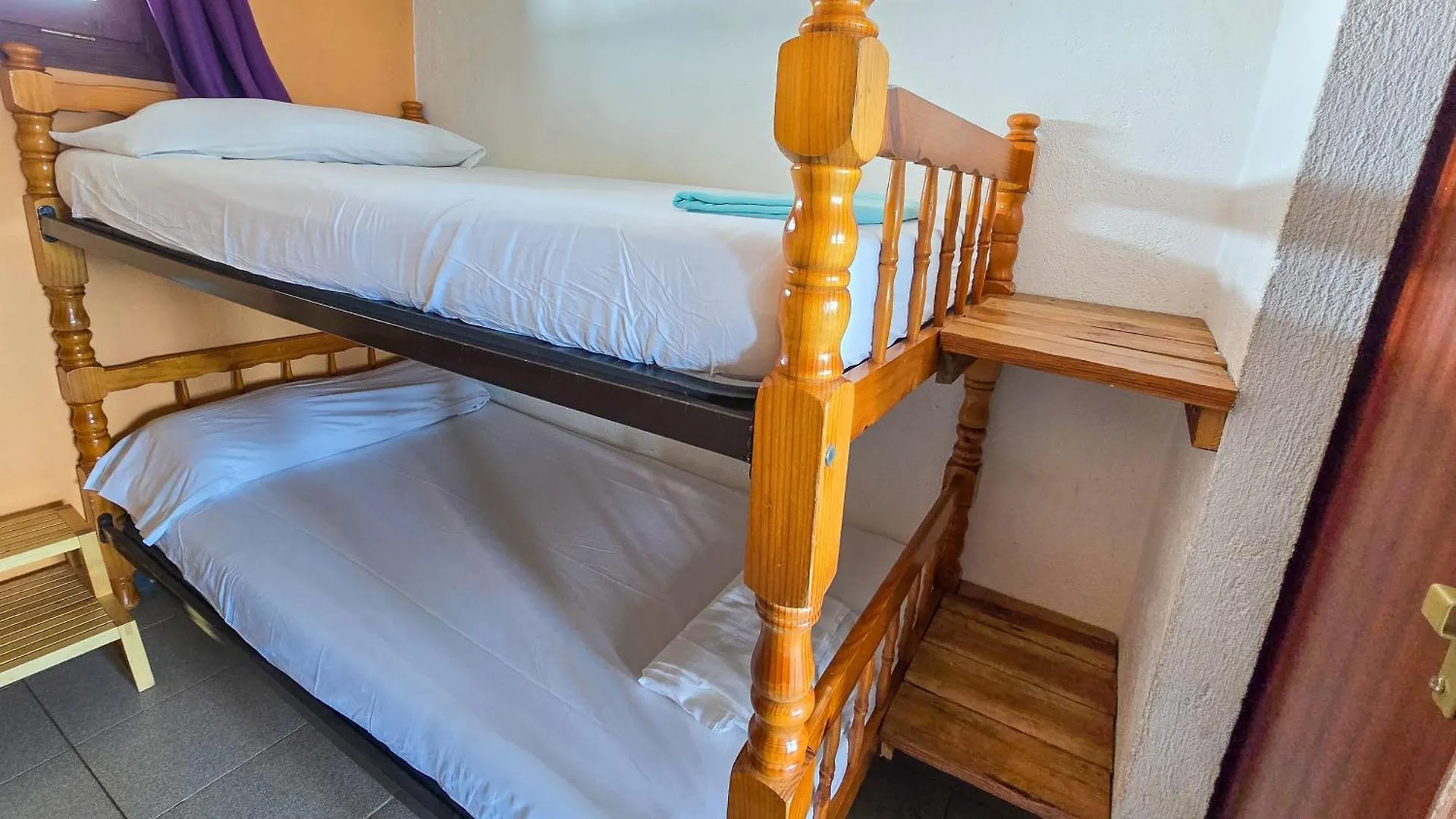 Refugi De L'Arp Hostel Montargull de la Vansa