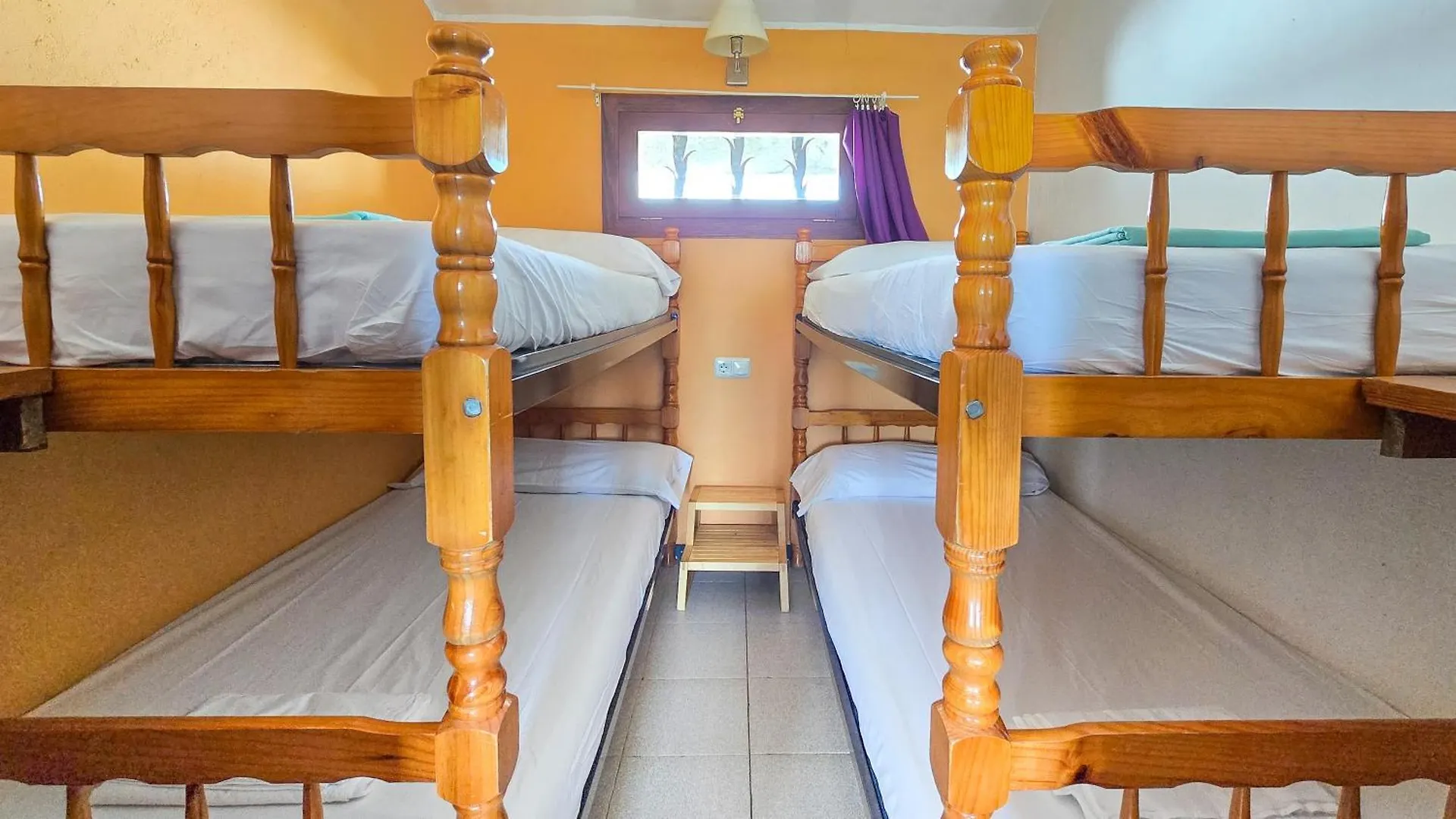 Refugi De L'Arp Hostel Montargull de la Vansa 0*,  Spain