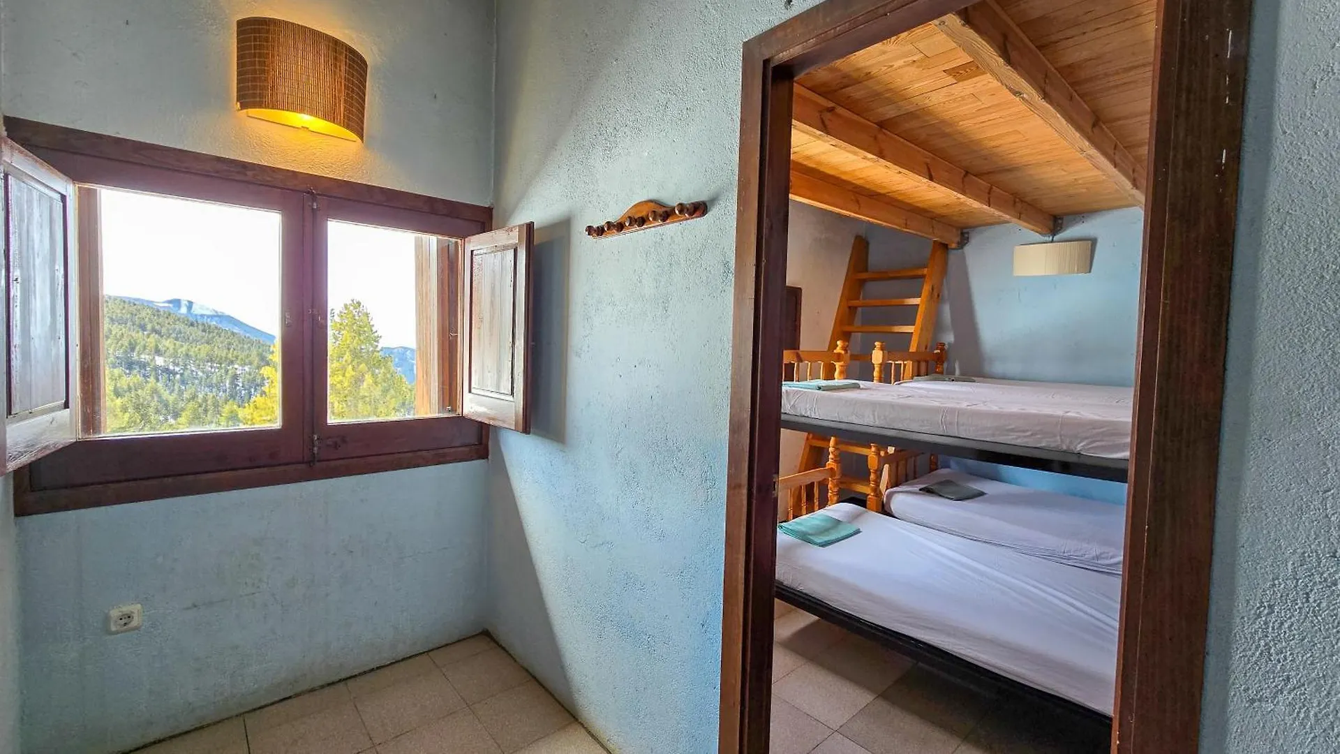 Refugi De L'Arp Hostel Montargull de la Vansa